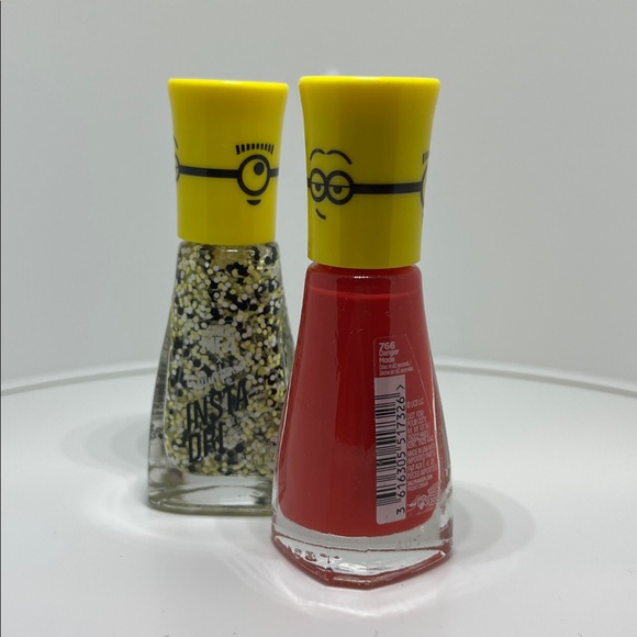 Sally Hansen Insta-Dri Minions Nail Polish Duo - Red and Yellow - Picture 3 of 3